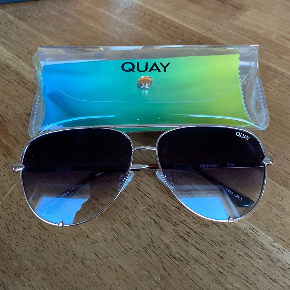 Women’s Quay Aviator Sunglasses